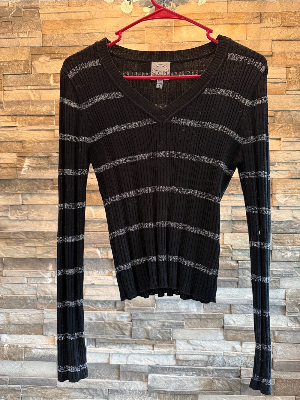 Slope V-Neck Black Stripe Ribbed Long-Sleeve Top